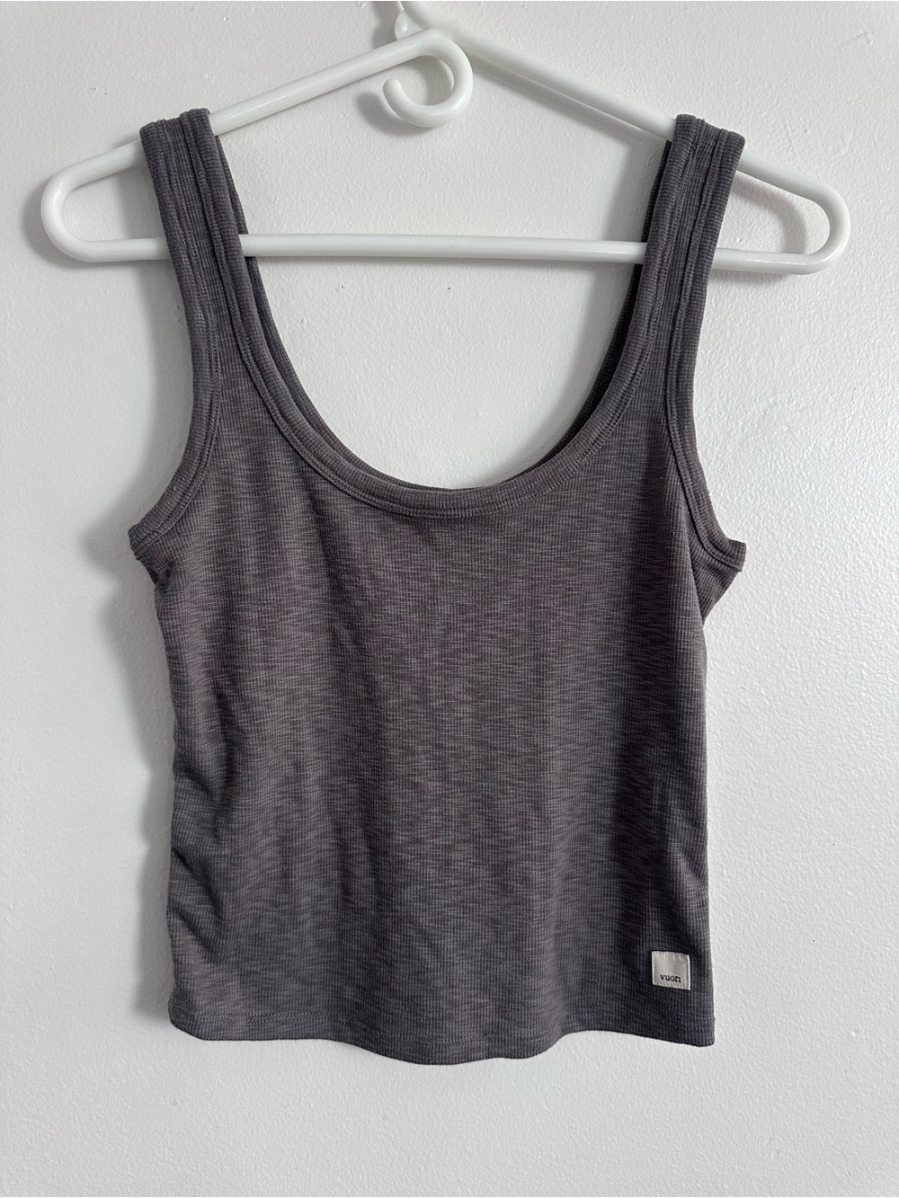 Vuori Charcoal Ribbed Scoop Tank Top